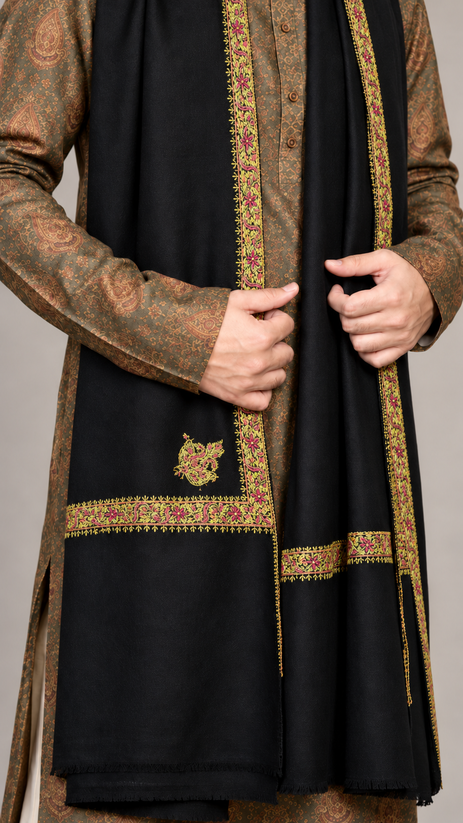 Black Sozni semi pashmina shawl — detail of the embroidery