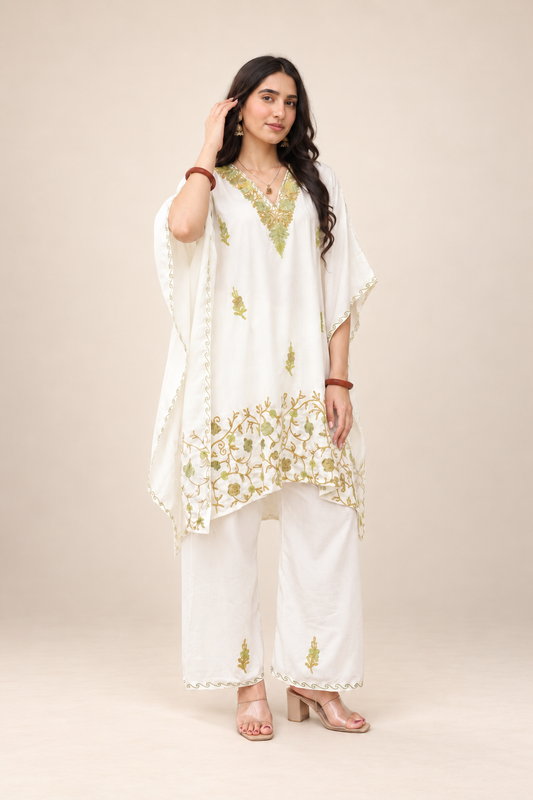 Off White Aari Work Kaftan Set – Koshur Summer